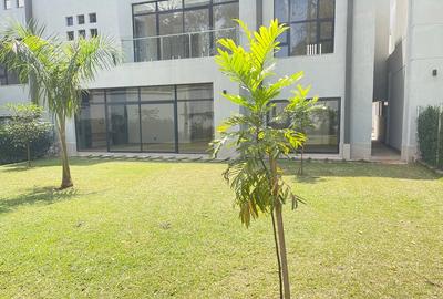 5 Bed Townhouse with En Suite at Maji Mazuri - 4
