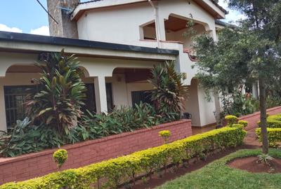 5 Bed House with Staff Quarters in Nyari - 2
