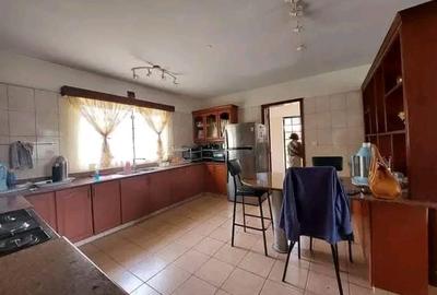 4 Bed House with En Suite in Karen - 2