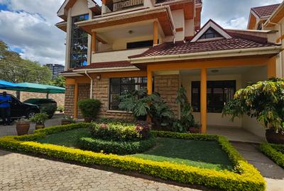 4 Bed Villa with En Suite in Lavington