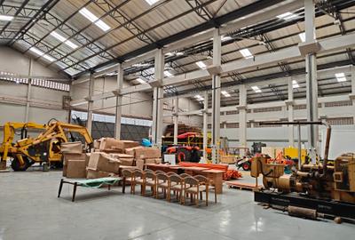 Warehouse in Industrial Area - 3