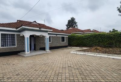 3 Bed House with En Suite at Rimpa - 3