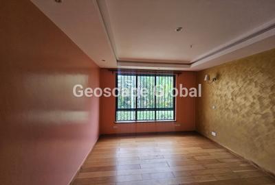 5 Bed Townhouse with En Suite in Lavington - 4
