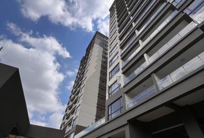 3 Bed Apartment with En Suite at Riverside Drive