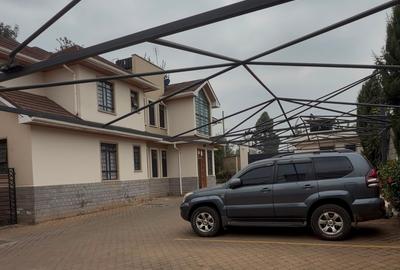 3 Bed Villa with En Suite at Garden Estate