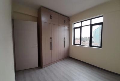2 Bed Apartment with Gym in Kilimani - 3