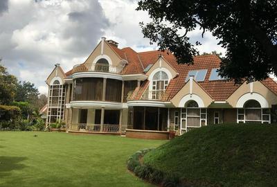 6 Bed Townhouse with En Suite in Muthaiga
