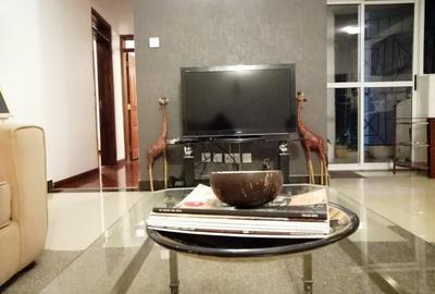 Serviced 2 Bed Apartment with En Suite at Kilimani - 2