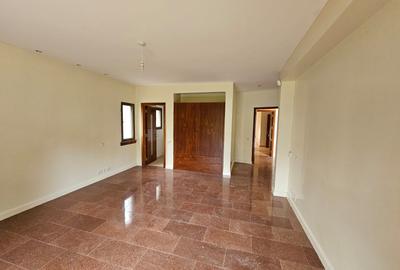 5 Bed House with En Suite in Kitisuru - 4