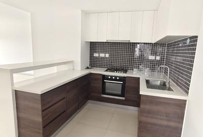 2 Bed Apartment with En Suite in Lavington - 2