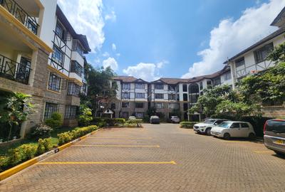 3 Bed Apartment with En Suite at Valley Arcade - 2