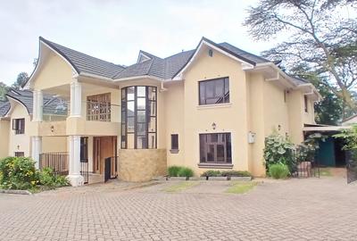 4 Bed Townhouse with En Suite at Lavington Green - 3