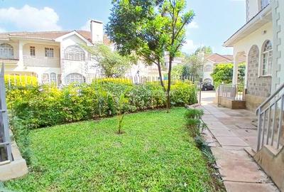 4 Bed Townhouse with En Suite in Lavington
