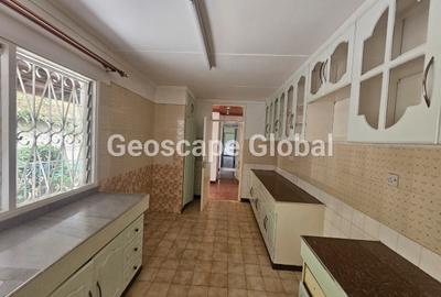 4 Bed House with En Suite in Loresho - 4