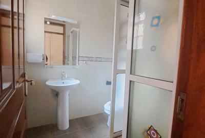 2 Bed Apartment with En Suite in Riverside - 4