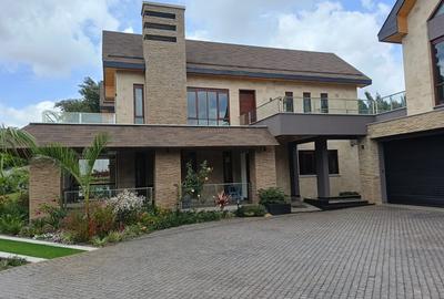 5 Bed House with En Suite at Runda - 3
