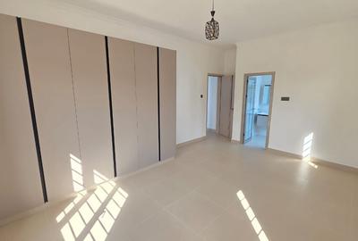 3 Bed House with En Suite in Kitengela - 2