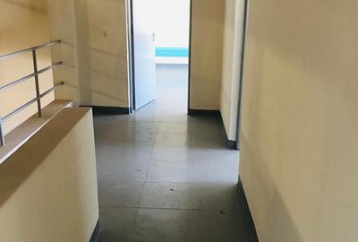 5,000 ft² Warehouse at Shimanzi - 2