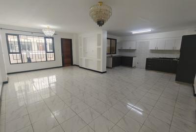 4 Bed Apartment with Borehole in Parklands