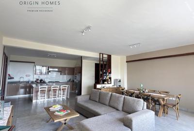 Furnished 2 Bed Apartment with En Suite at 2Nd Parklands