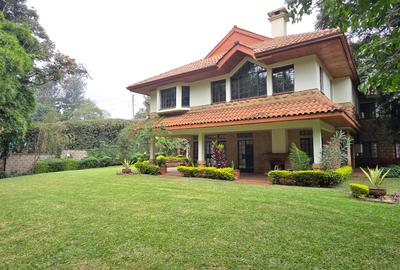 5 Bed Townhouse with En Suite at Lone Tree