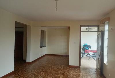 4 Bed Townhouse with En Suite at Near Isk - 4