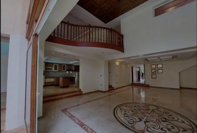 4 Bed Townhouse with En Suite at Lavington - 4