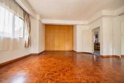 5 Bed House with En Suite at Nyeri Road - 4