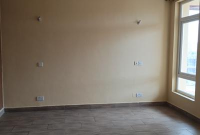3 Bed Apartment with Gym in Kilimani - 3