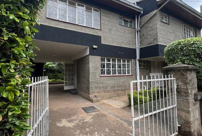 4 Bed Townhouse with En Suite in Kilimani