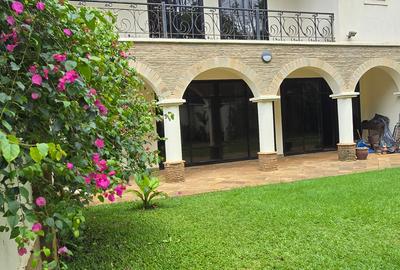 5 Bed Townhouse with En Suite at Lavington Convent Drive - 4
