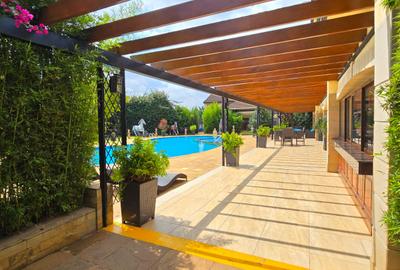 4 Bed Townhouse with En Suite in Runda - 2