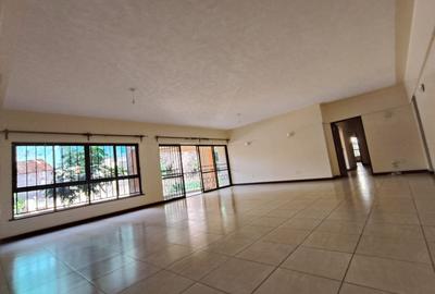 4 Bed Apartment with En Suite in Brookside