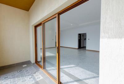 3 Bed Apartment with En Suite at Mandera Road - 3