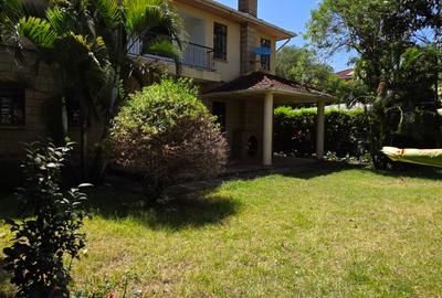 5 Bed Townhouse with En Suite at Old Kitusuru. - 2
