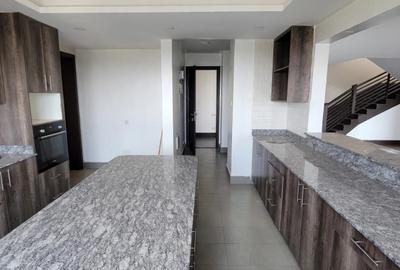 4 Bed Apartment with En Suite in Lavington - 4
