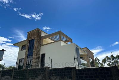 4 Bed Townhouse with En Suite in Ongata Rongai - 2
