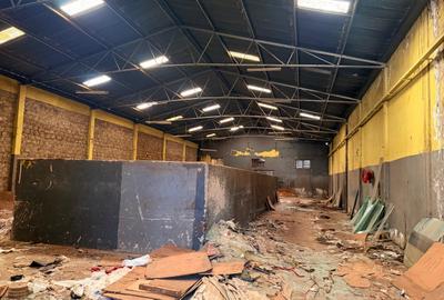 Warehouse with Fibre Internet in Industrial Area - 4