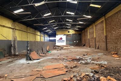 0.1831 ha Warehouse with Fibre Internet in Industrial Area