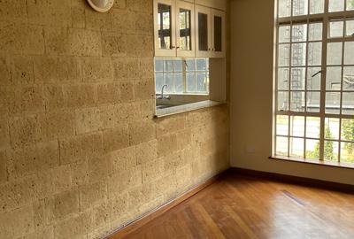 3 Bed Apartment with En Suite at Kilimani Road - 2
