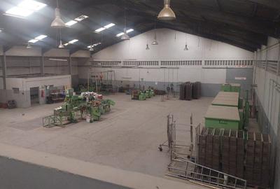 Warehouse in Industrial Area - 3