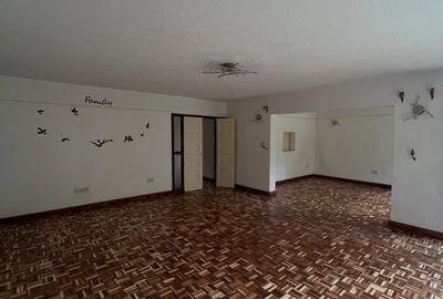 4 Bed Townhouse with En Suite in Kilimani - 4