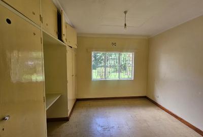4 Bed House with En Suite in Runda - 4