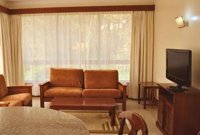 Furnished 1 Bed Apartment with En Suite in State House - 3