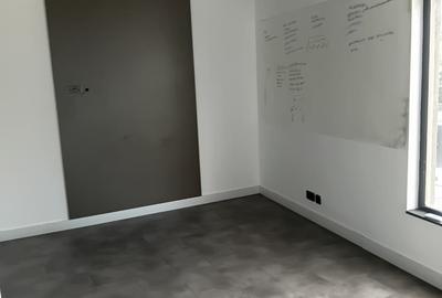 Furnished 835 ft² Office with Service Charge Included in Parklands - 3