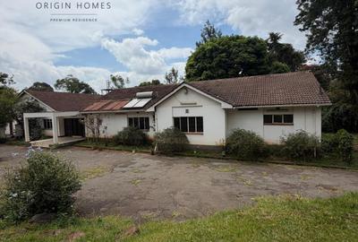 Commercial Property with Service Charge Included at Riverside Drive - 4