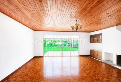 5 Bed House with En Suite in Kyuna - 2