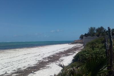 Land at Nyali Beach