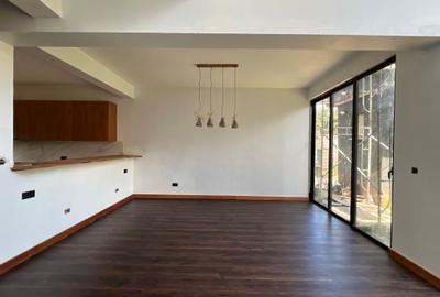 4 Bed Townhouse with En Suite at Kirawa Road - 3