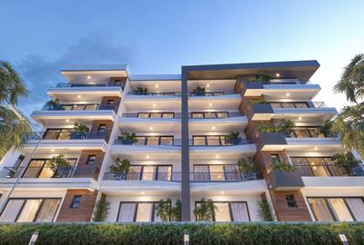Serviced 2 Bed Apartment with En Suite at 1St Avenue - 3